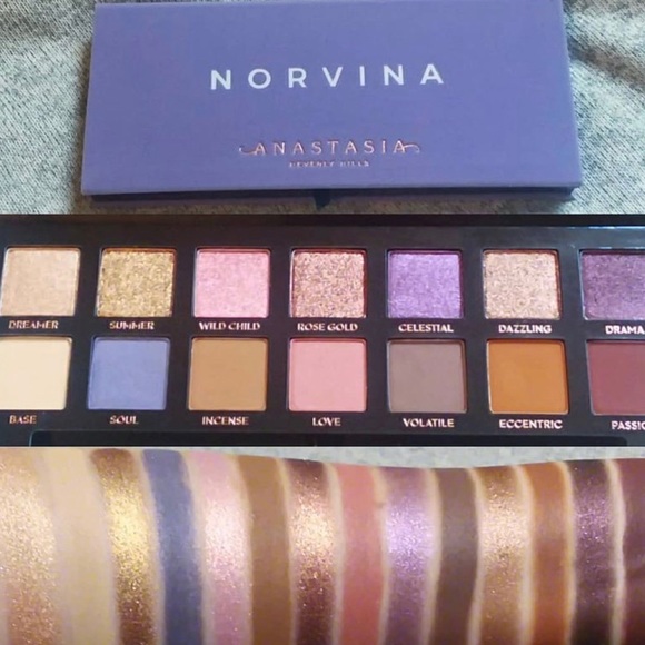 NIB🔥 ABH - Norvina Palette - Picture 14 of 15